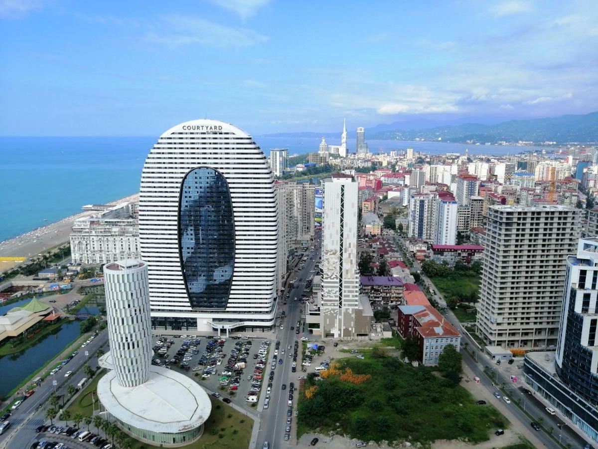 באטומי Orbi City Towers מראה חיצוני תמונה