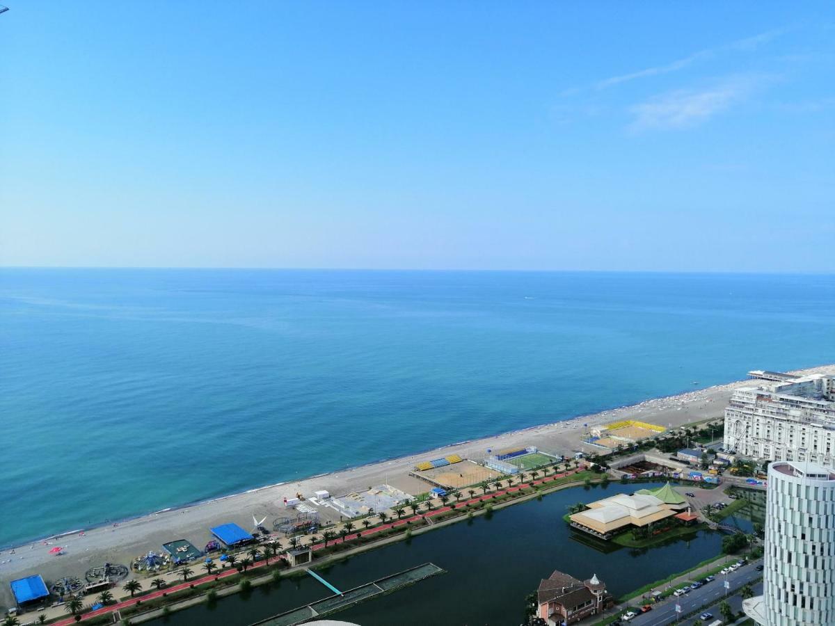 באטומי Orbi City Towers מראה חיצוני תמונה